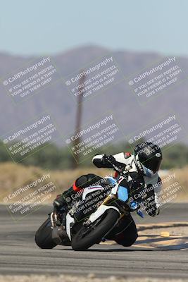media/Oct-13-2025-Moto Forza (Mon) [[a66d839500]]/4-C Group/Session 3 (Turn 16)/